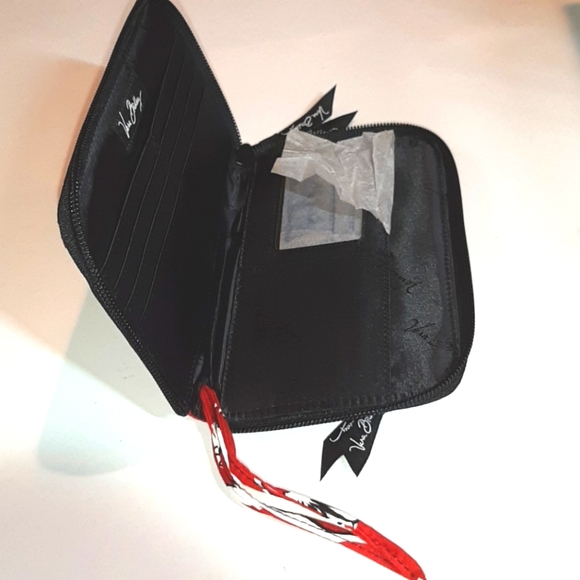 VERA BRADLEY ZIP AROUND WRISTLET - Picture 5 of 7